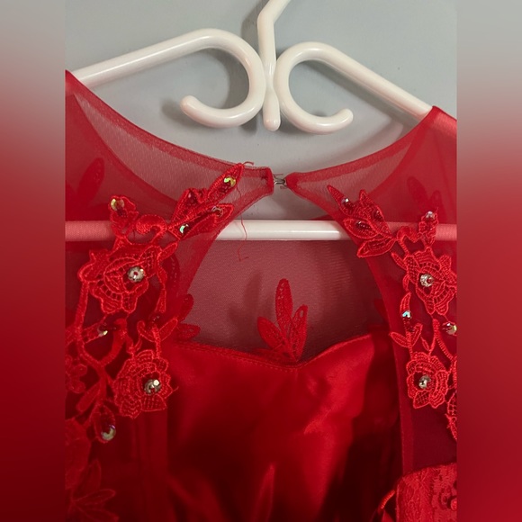 Red formal dress - Picture 4 of 5